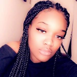 Meet your Posher, Francesse